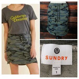 Sundry Mini Skirt Size 1 Small Camo Drawstring Pockets Rayon Blend Stretch USA